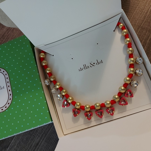 Necklace - Picture 8 of 11